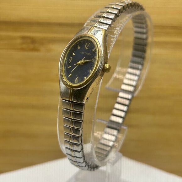 Womens Waltham Quartz Watch With Expandable Fluted Band - Picture 2 of 5